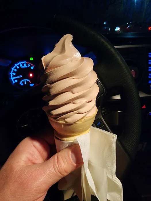 Mar-Ta-Lee Dairy Bar Picture 6