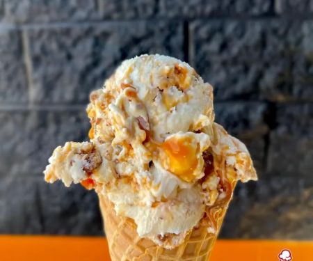 Whitu2019s Frozen Custard, Camp Landing