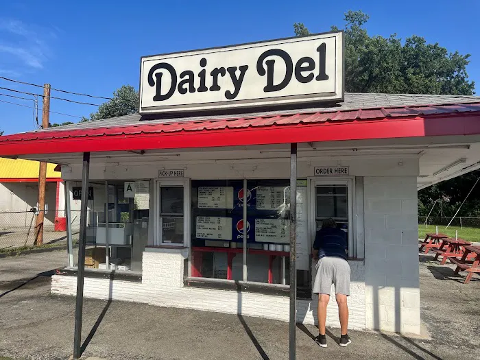 Dairy Del Picture 7