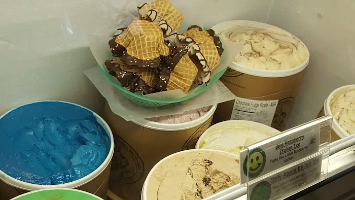 Elcho Ice Cream Shoppe Picture 1