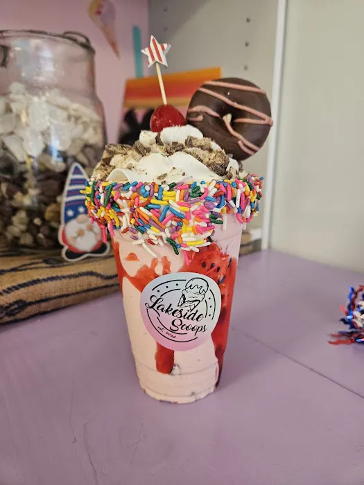 Lakeside Scoops Picture 5