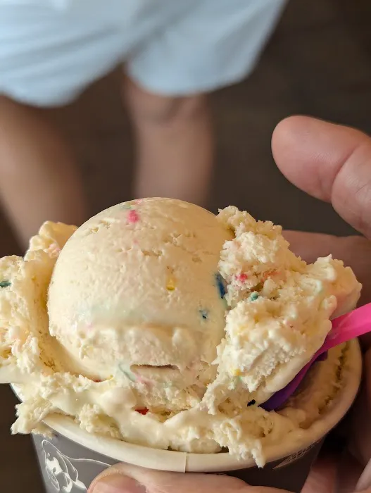 Mason's Creamery Picture 7