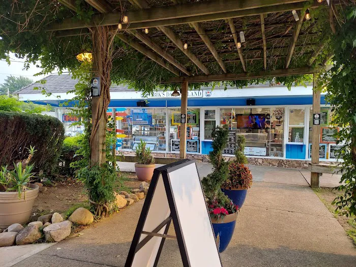 Cibik's Dairy Island Picture 6