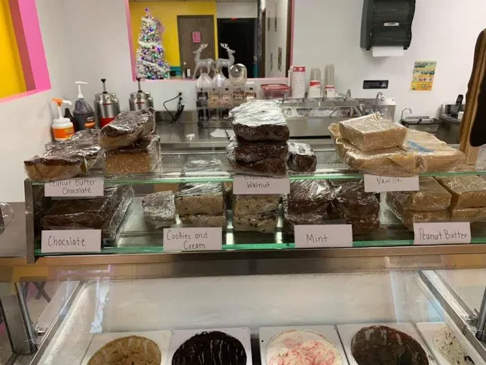Vance's Carriage House Creamery Picture 9