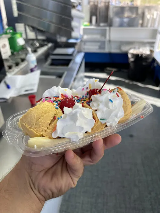 Dupe’s Scoops Picture 2