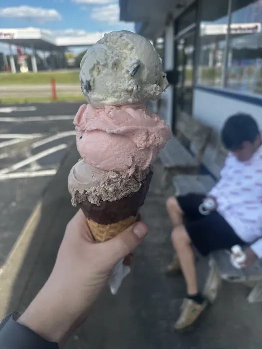 Katie's Korner Ice Cream Picture 6