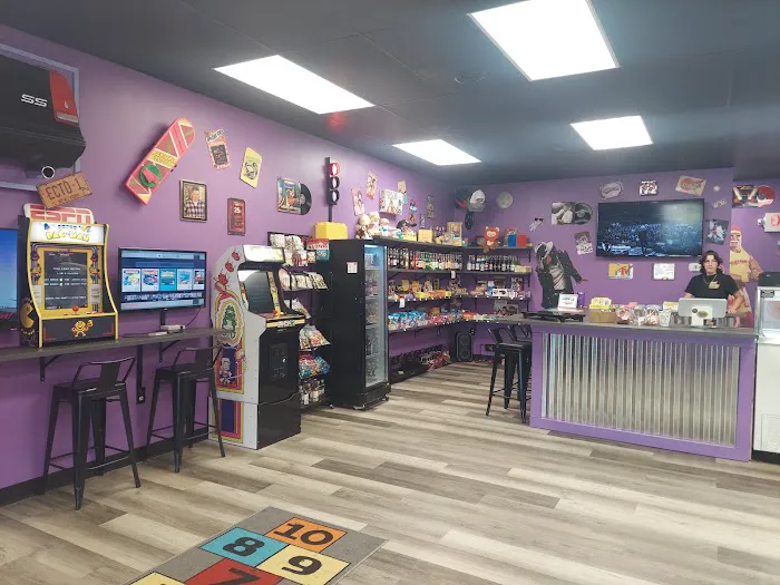 Totally 80s Ice Ice Cream Shoppe Picture 5