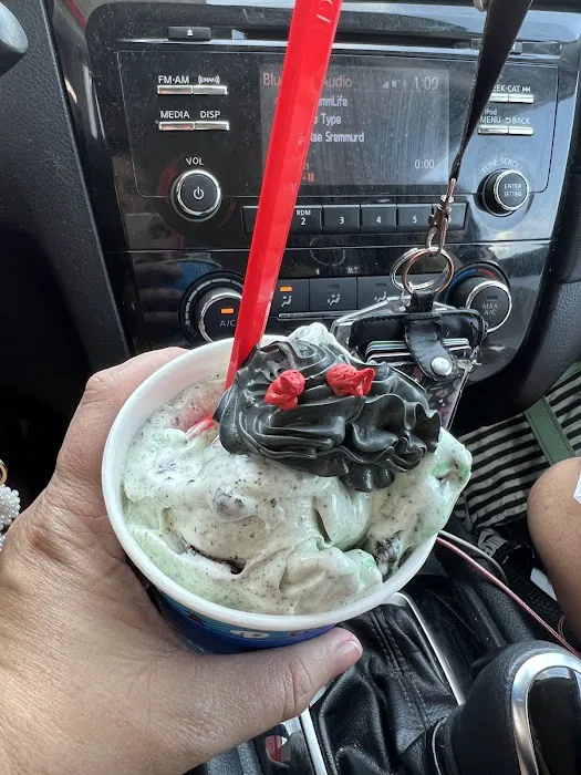 Dairy Queen Store Picture 1