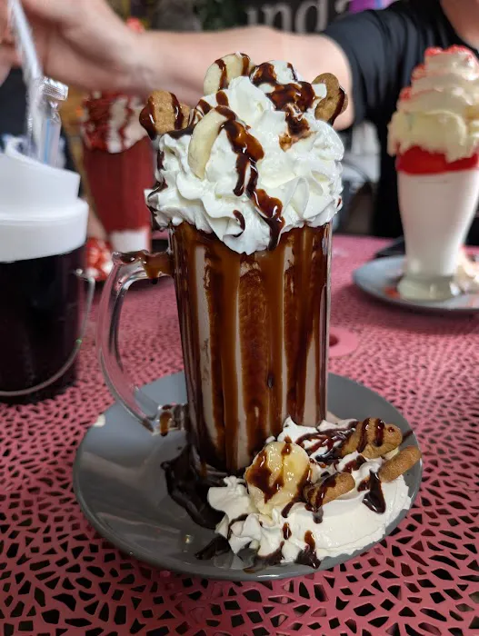 I Scream Sundae Picture 1