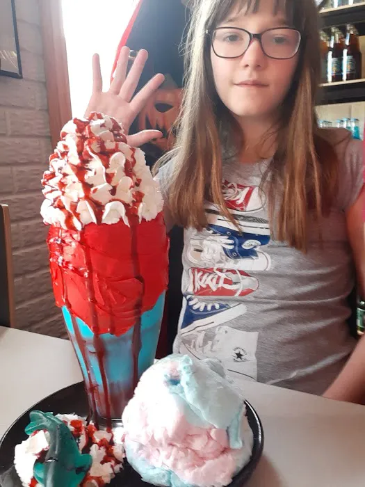 I Scream Sundae Picture 6