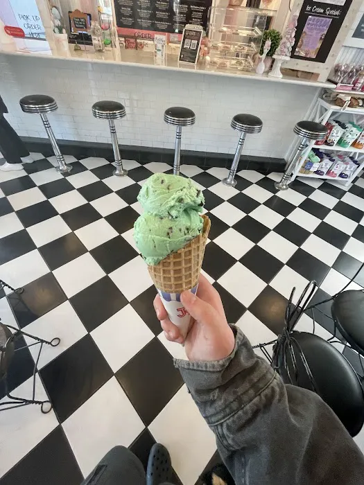 Sugar Grove - The Sweet Shoppe at Scots Picture 10