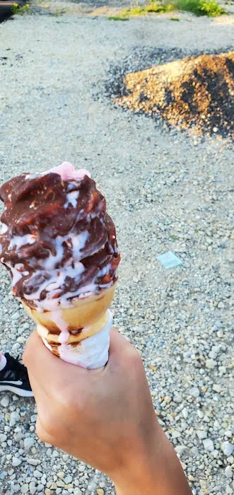 4 Queens Dairy Cream Picture 8