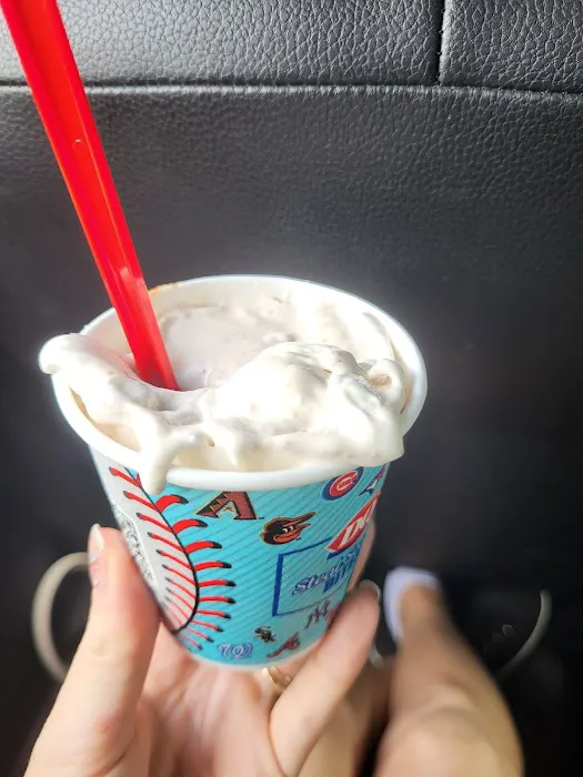 Dairy Queen Store Picture 9