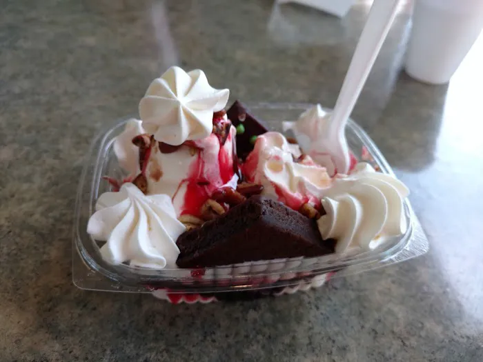 4 Queens Dairy Cream Picture 1