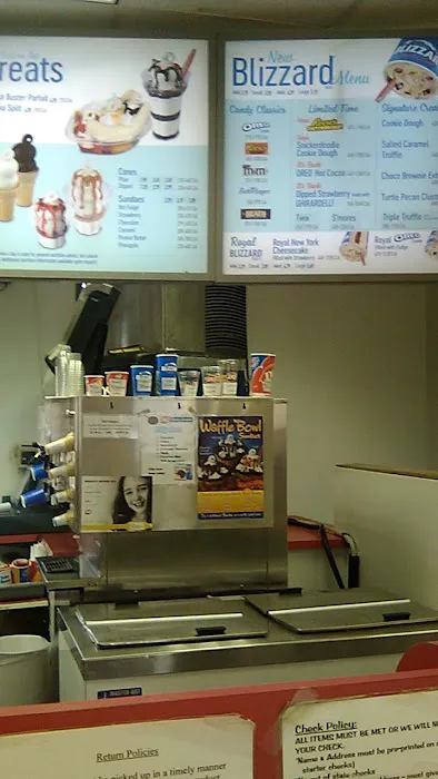 Dairy Queen Store Picture 9
