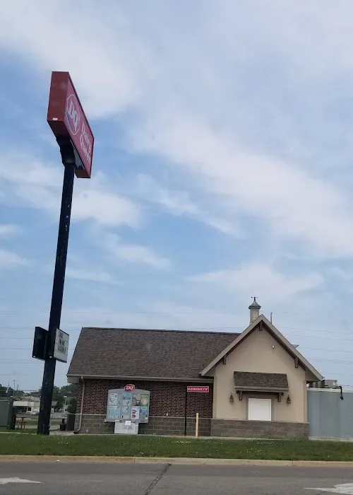 Dairy Queen Store Picture 2