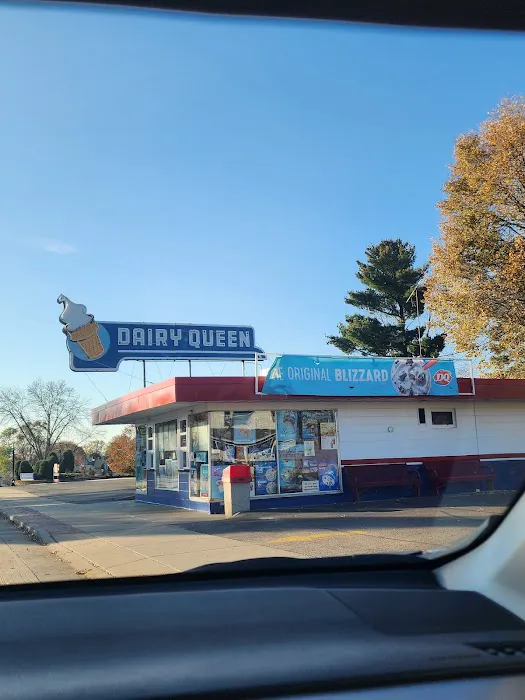 Dairy Queen Store Picture 1