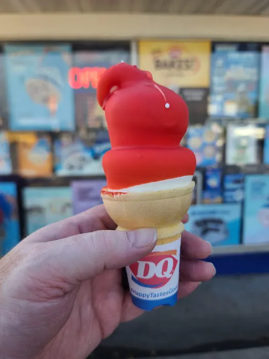 Dairy Queen Store Picture 9