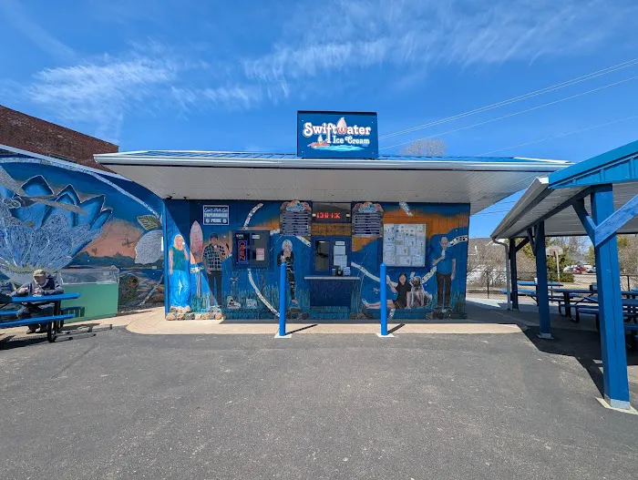 Swiftwater Ice Cream Picture 3
