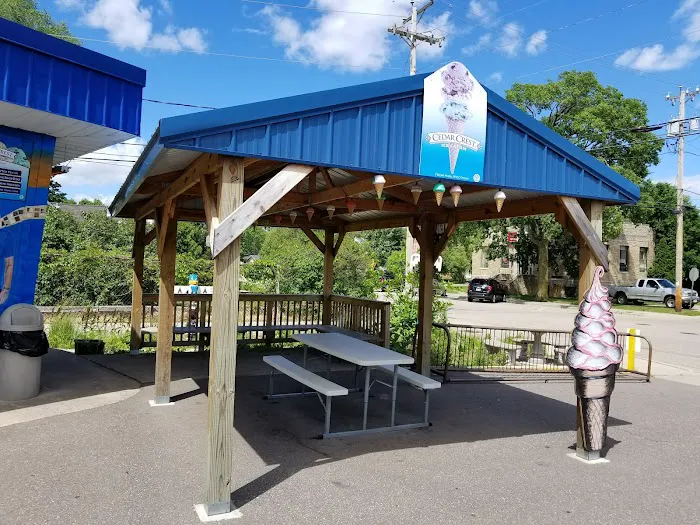Swiftwater Ice Cream Picture 6