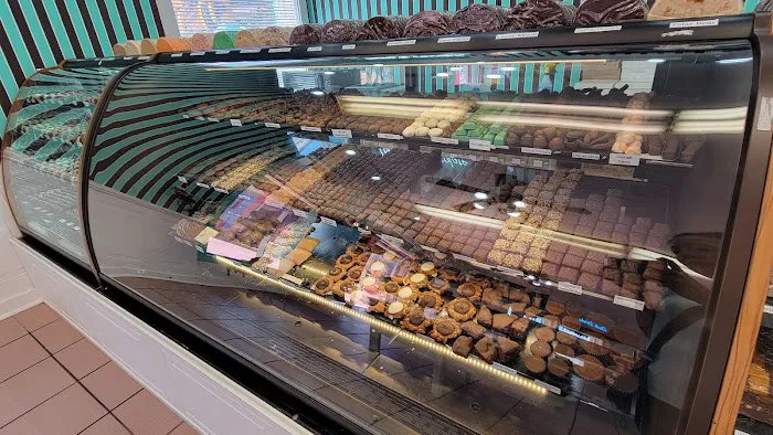 The Chocolate Shop Picture 7
