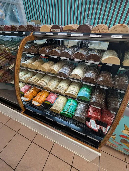 The Chocolate Shop Picture 6