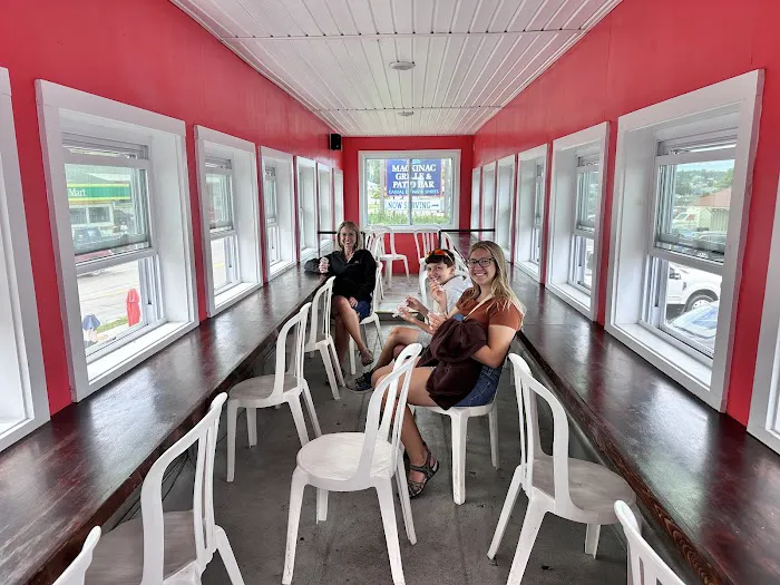 Mackinac Double Decker Ice Cream Picture 9