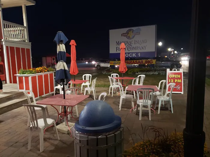 Mackinac Double Decker Ice Cream Picture 10