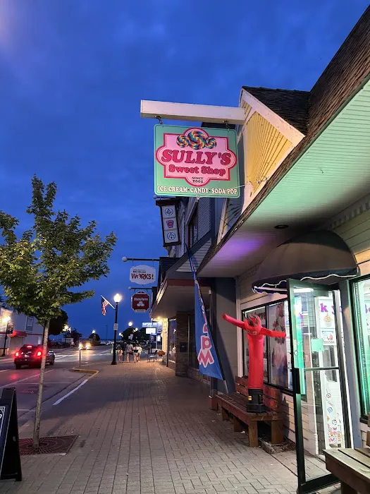 Sully's Sweet Shop Picture 7