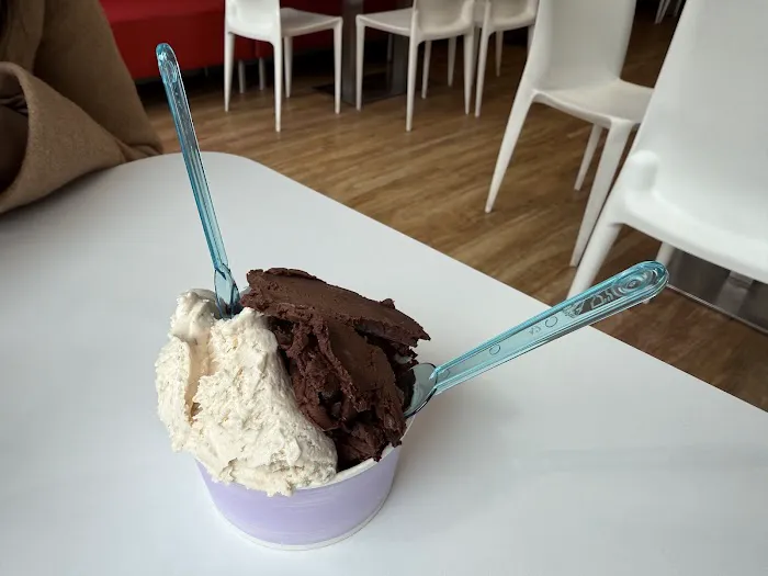 Rosso Gelato Picture 5