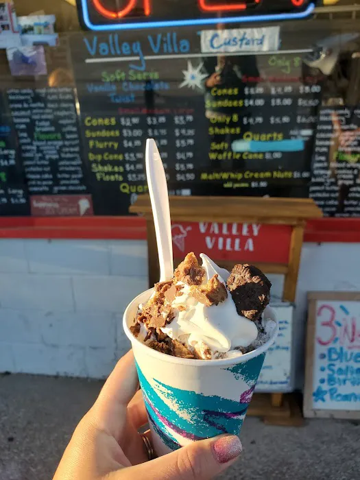 Valley Villa Custard Picture 10