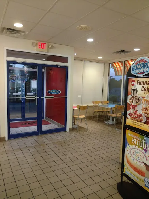 Dairy Queen / Orange Julius Picture 4