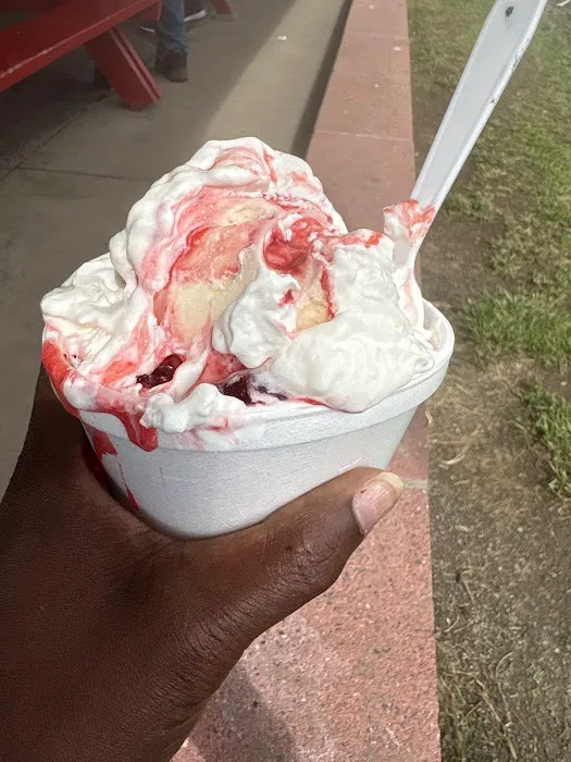 Scotty's Ice Cream Drive-In Picture 5