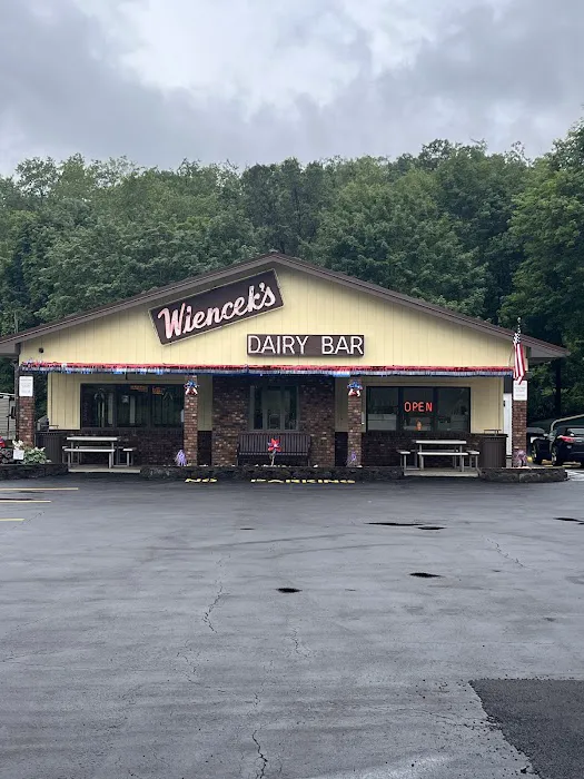 WIENCEK'S DAIRY BAR Picture 2