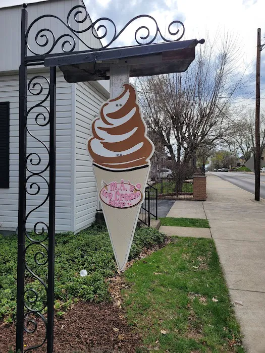 M.A.'s Ice Cream Shop Picture 8