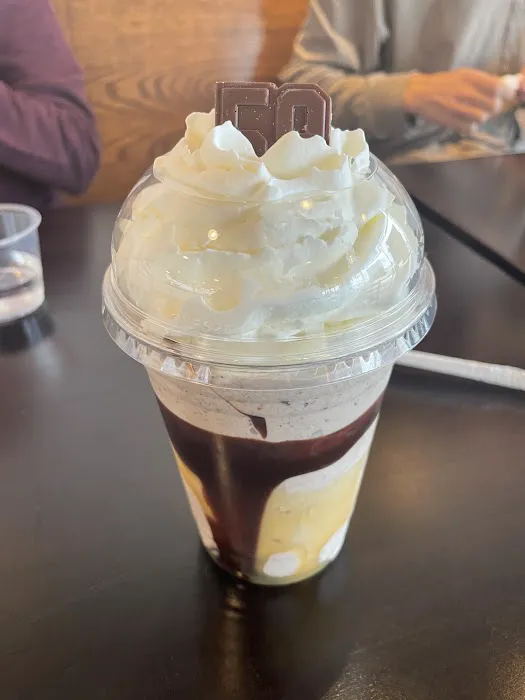 MilkShake Factory (Moon) Picture 1