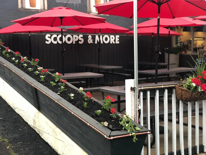Scoops & More Eatery Picture 2
