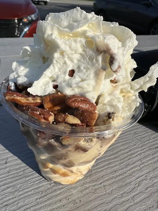 Scoops & More Eatery Picture 7