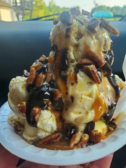 Windmill Ice Cream Shoppe Picture 3