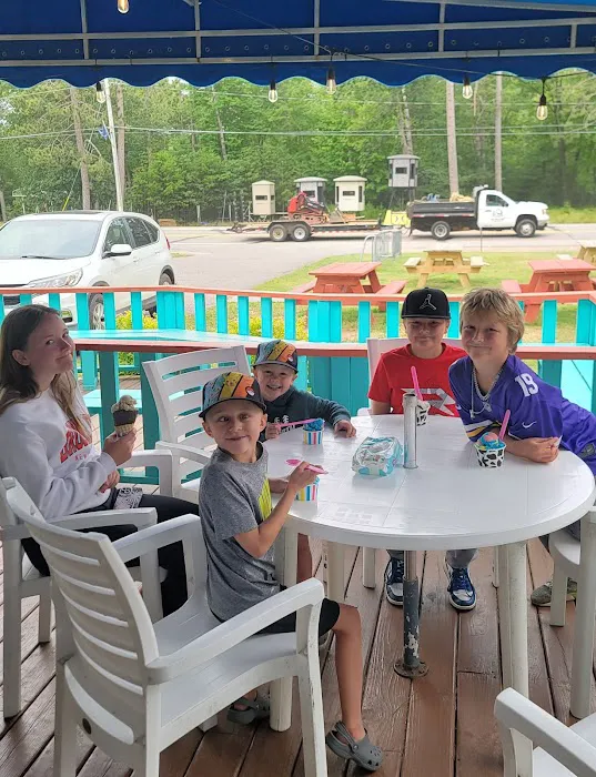 Cathy's Ice Cream n' Candy Shoppe Picture 7