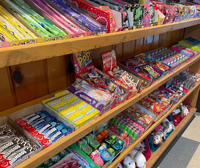 Cathy's Ice Cream n' Candy Shoppe Picture 10