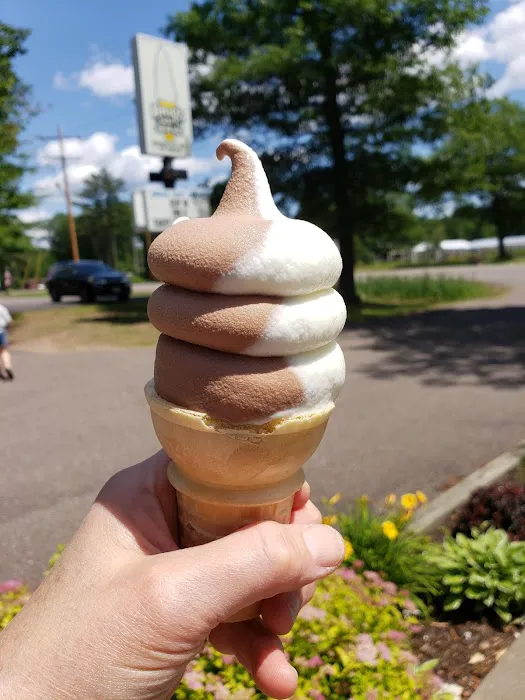 Briq's Soft Serve Picture 4