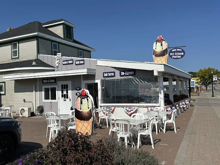 Molly Moo's Ice Cream Parlor Picture 2