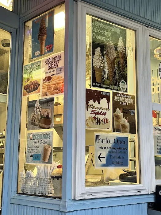 Iceburg's Ice Cream Picture 7