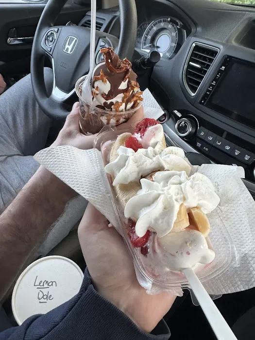 Sophie's Soft Serve Picture 9