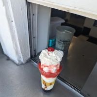 Mac's Ice Cream N'At ico