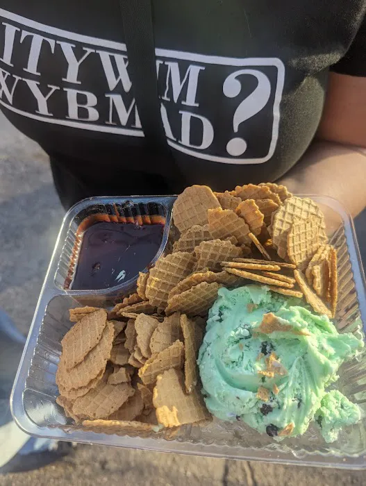 Crafton Ice Cream Delite Picture 9