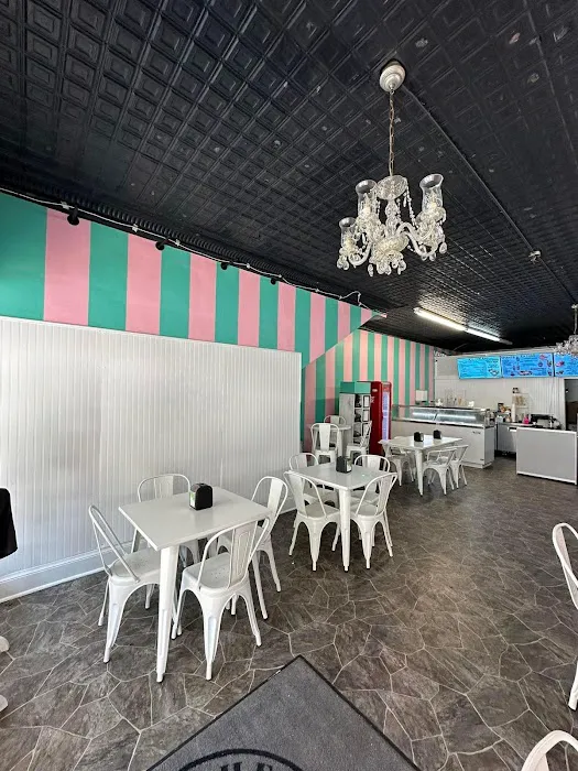 The Scoop Ice Cream LLC Picture 4