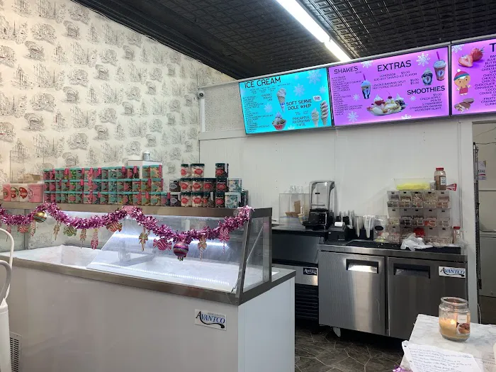 The Scoop Ice Cream LLC Picture 7