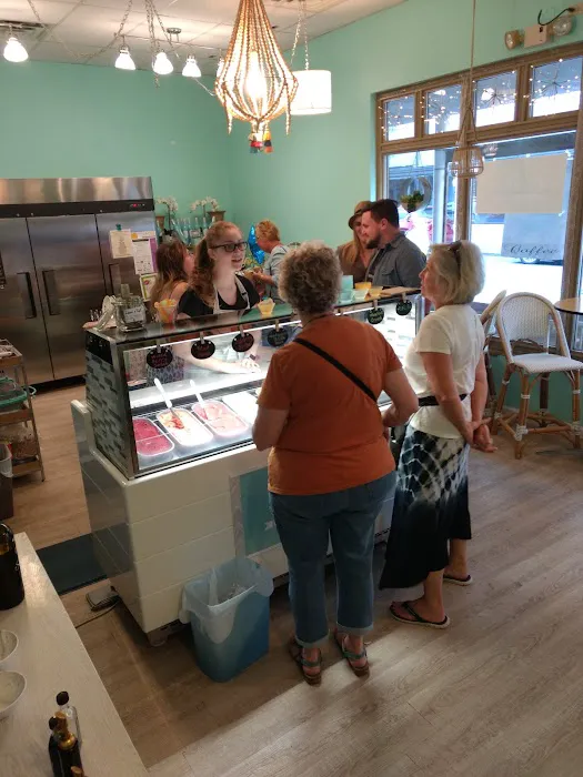 Stellas Gelato/Specialty Market Picture 5